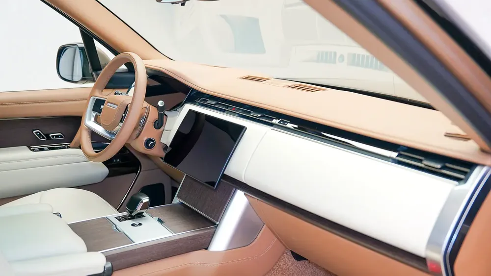 Range Rover P615 SV Bespoke Ghazal Edition | AED 15,882 PM | 1 of 5, GCC | Ramadan Offer - Image 7