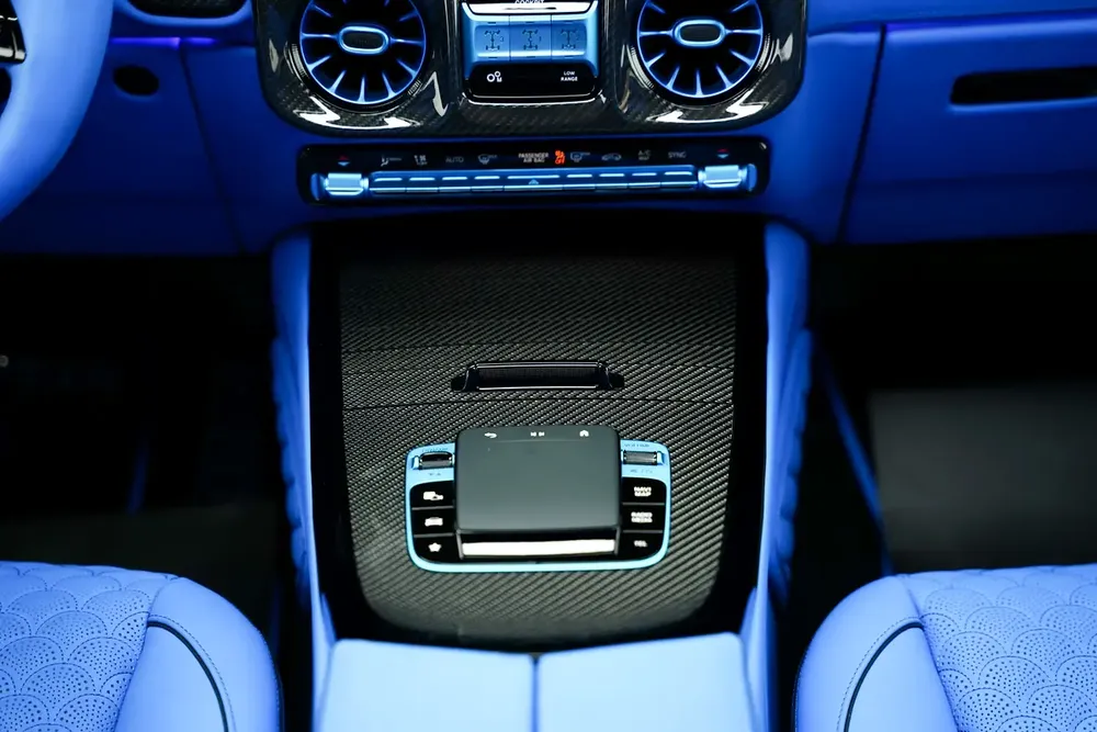 2025 MERCEDES BENZ BRABUS 800 - Image 7