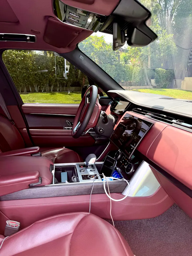 2023 Range Rover HSE V8 | GCC Spec | Full Option | Under Warranty - Image 4