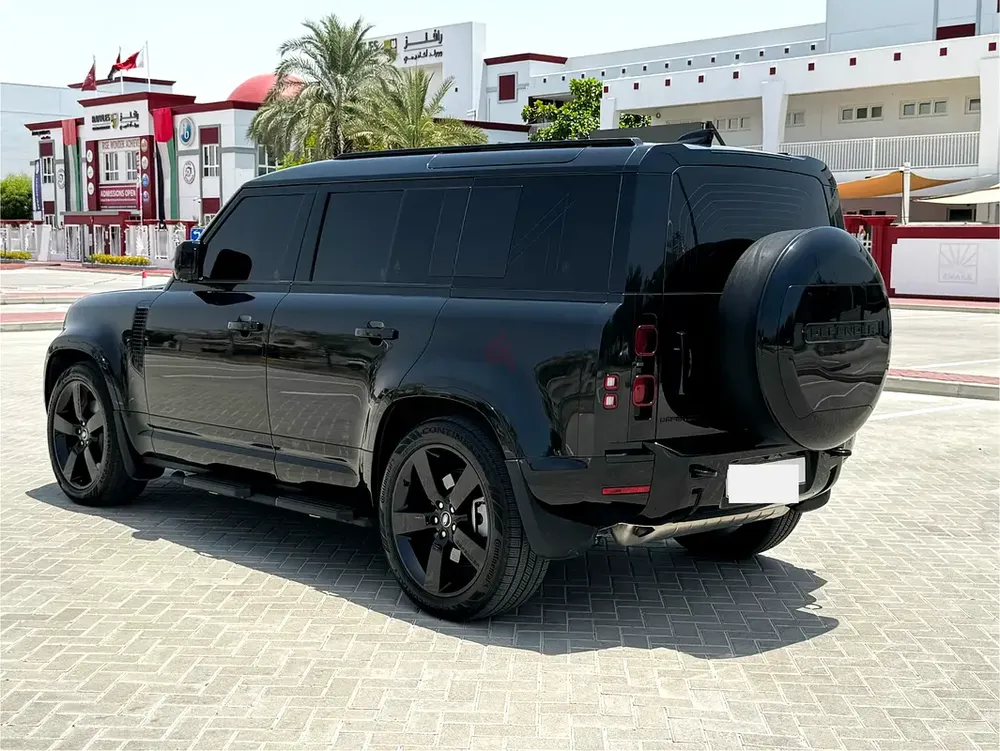 GCC Specs. V6. Black Kit. Original Paint. No Accidents. Perfect Condition - Image 4