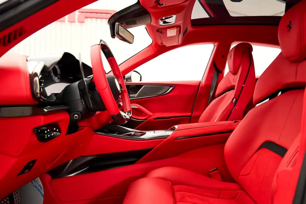 FERRARI PUROSANGUE ATELIER, 2025, FULLY LOADED, ZERO KM - Image 11