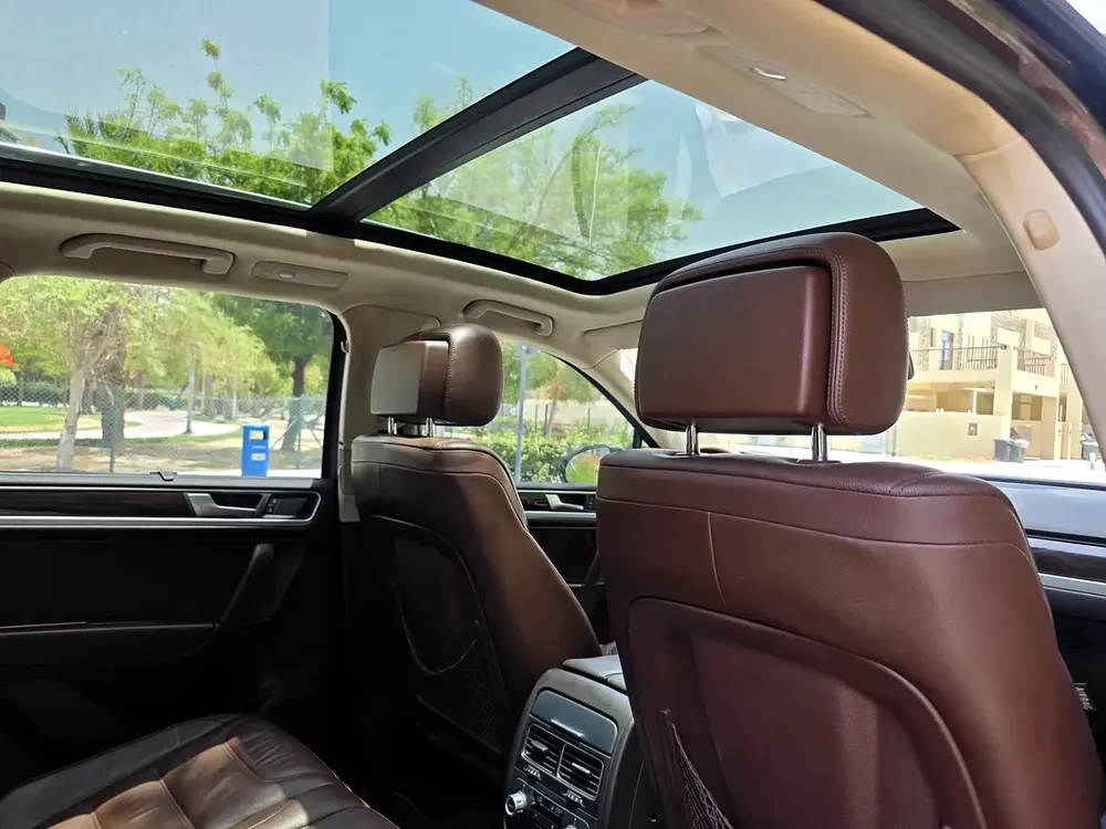 Volkswagen Touareg SEL 2015 GCC Specs, Panoramic Sunroof - Image 14