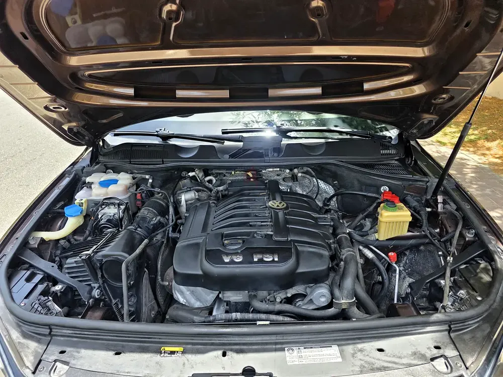 Volkswagen Touareg SEL 2015 GCC Specs, Panoramic Sunroof - Image 17