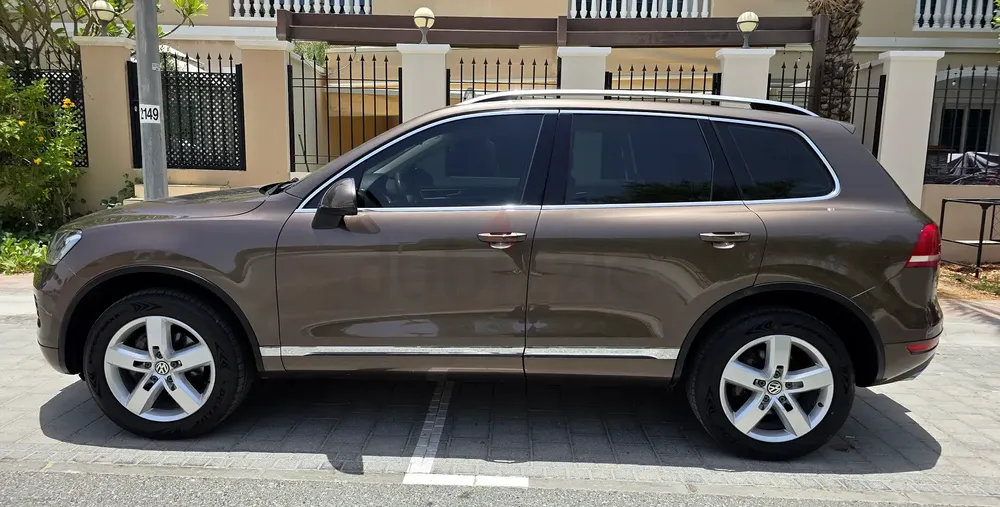 Volkswagen Touareg SEL 2015 GCC Specs, Panoramic Sunroof - Image 5