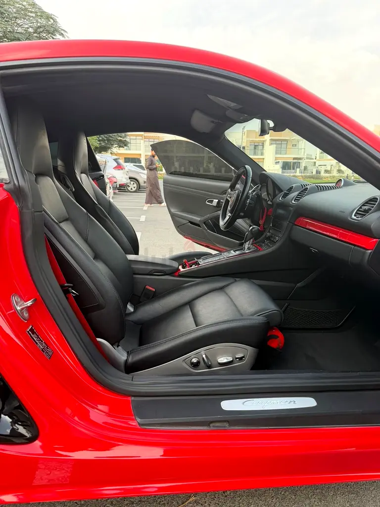 Porsche Cayman 2018 GCC Specs Standard Trim - Image 13