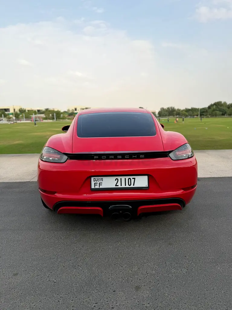 Porsche Cayman 2018 GCC Specs Standard Trim - Image 6