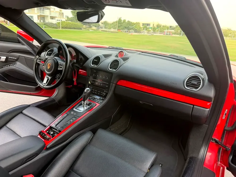 Porsche Cayman 2018 GCC Specs Standard Trim - Image 9