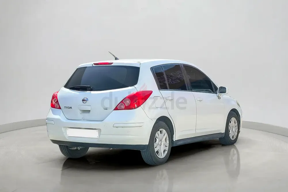 2012 Nissan Tiida S 1.8L | GCC Specifications - Image 6