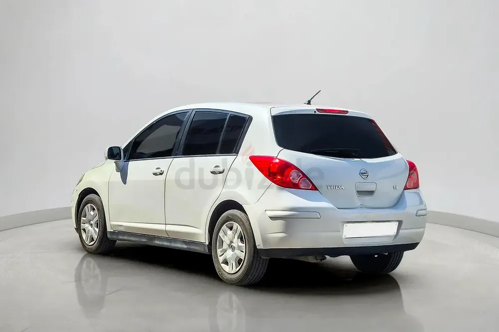2012 Nissan Tiida S 1.8L | GCC Specifications - Image 8