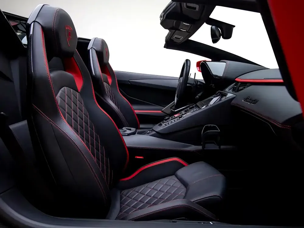 2021 | Lamborghini | Aventador S | Roadster | GCC Spec - Image 11