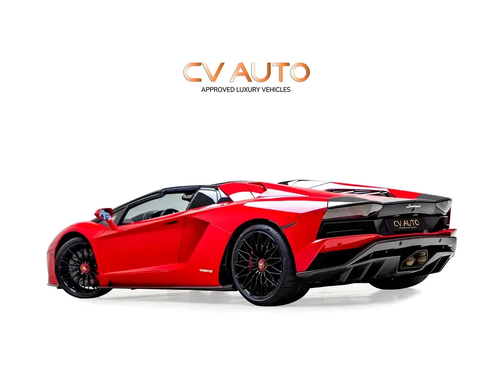 2021 | Lamborghini | Aventador S | Roadster | GCC Spec - Image 4