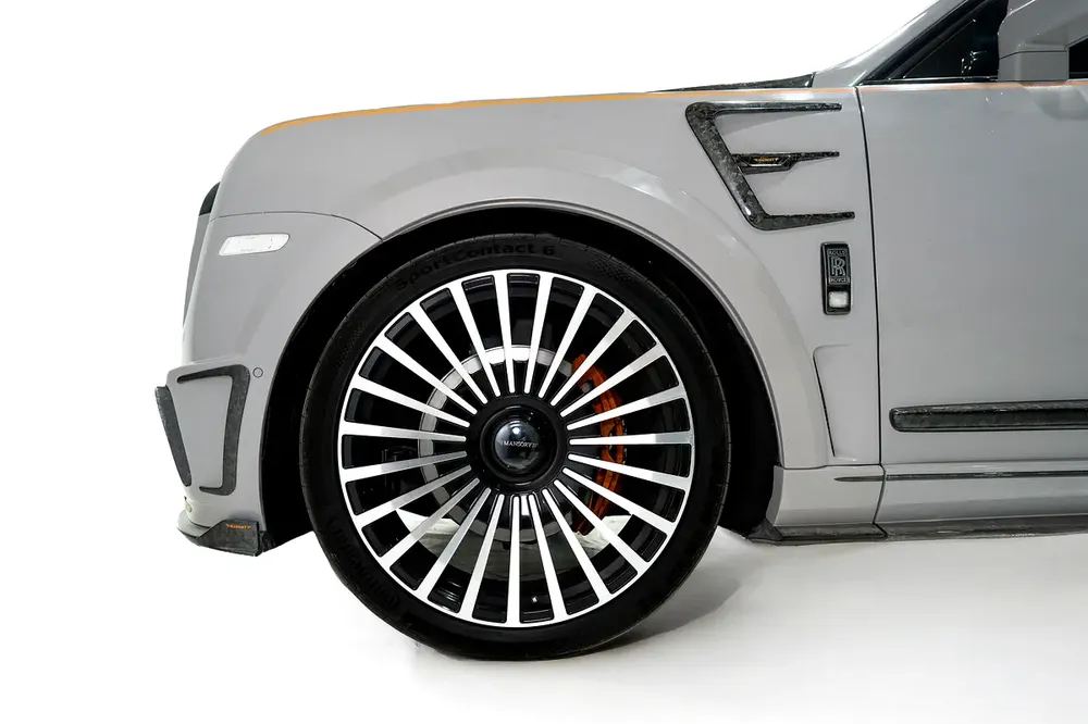 2024 ROLLS ROYCE CULLINAN MANSORY | VERY LOW MILEAGE | SERVICED BY OFFICIAL DEALER | LMG MOTORS - Image 6