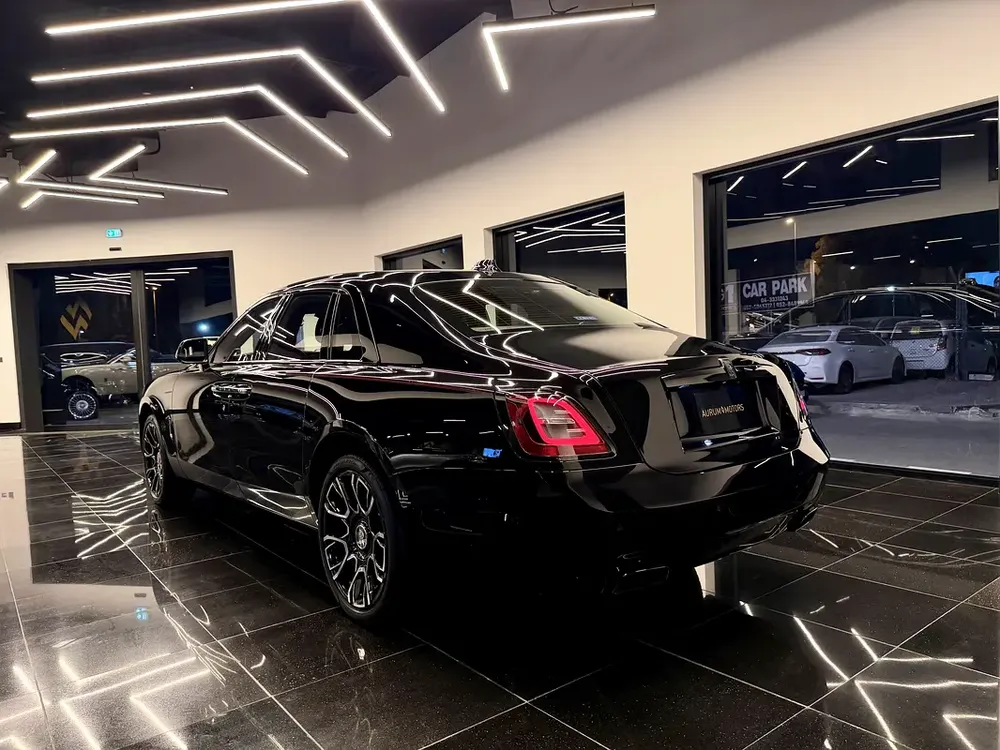 Rolls-Royce Ghost Black Badge 2023 - Japanese Specs - Pristine Condition - Image 5