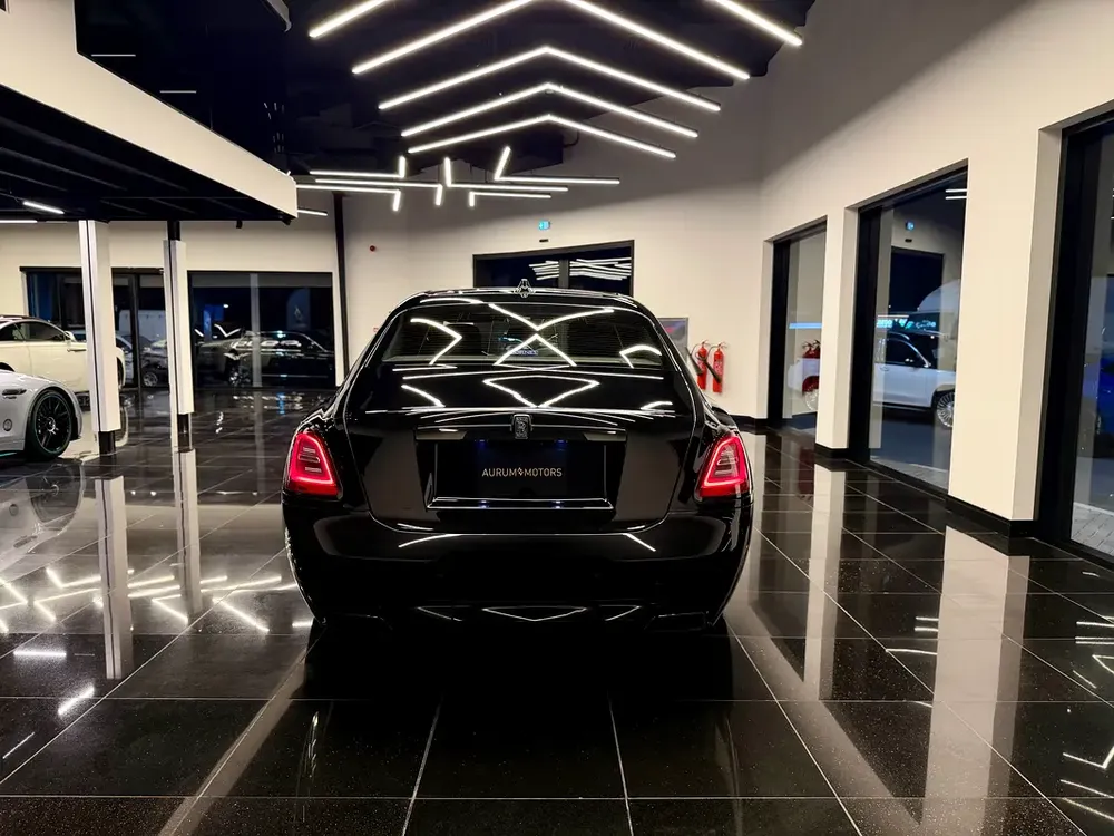 Rolls-Royce Ghost Black Badge 2023 - Japanese Specs - Pristine Condition - Image 7