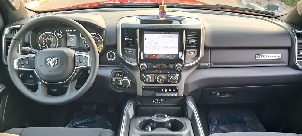 DODGE RAM 1500 SST BIG HORN 2025 V6 3.0L TWIN TURBO + GCC WARRANTY TRADING AL FUTTAIM+ ORGINAL PAINT - Image 16