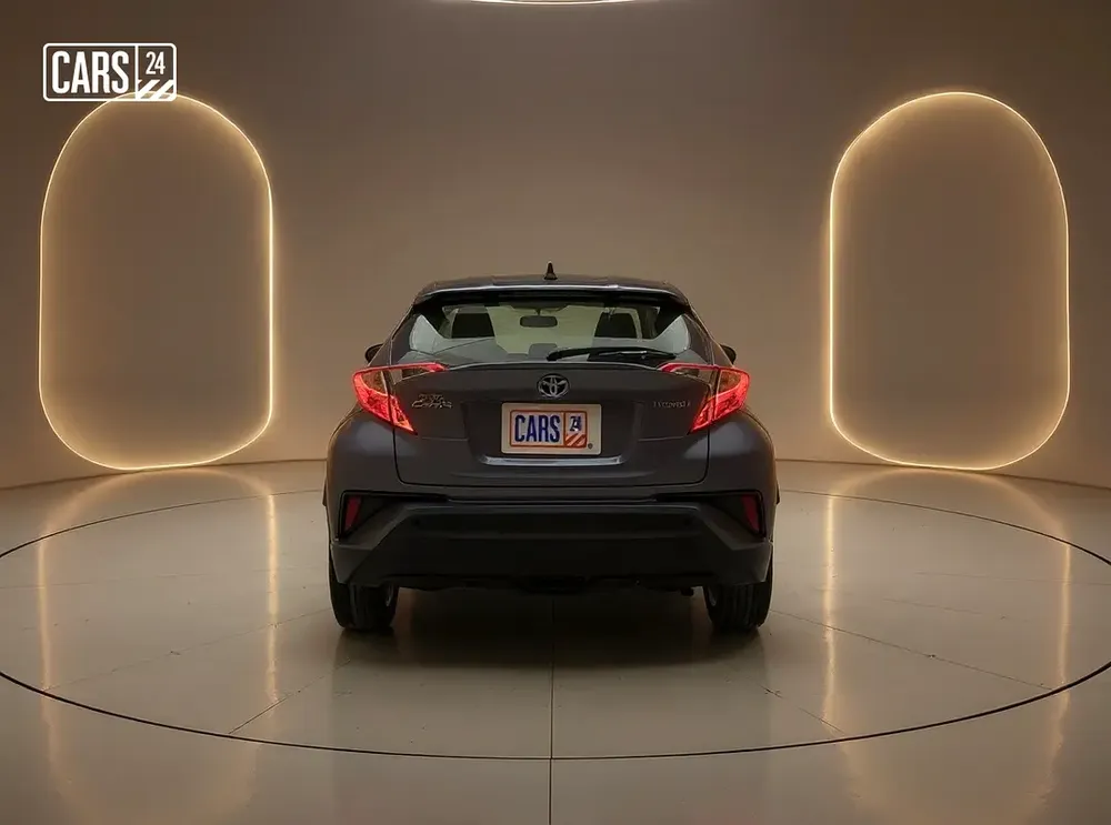 AED 1,144/month | Free 3 Months Warranty | Service History | TOYOTA C HR 2023 - Image 4
