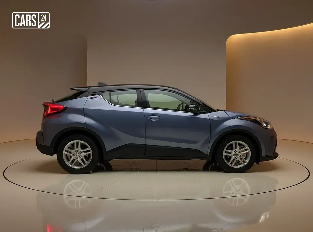 AED 1,144/month | Free 3 Months Warranty | Service History | TOYOTA C HR 2023 - Image 5