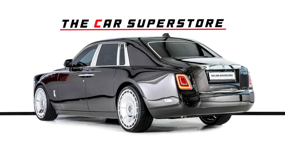 Rolls Royce Phantom-Diamond Grey Exterior Color-24 Inch Chrome Rims-Star Light System - Image 6