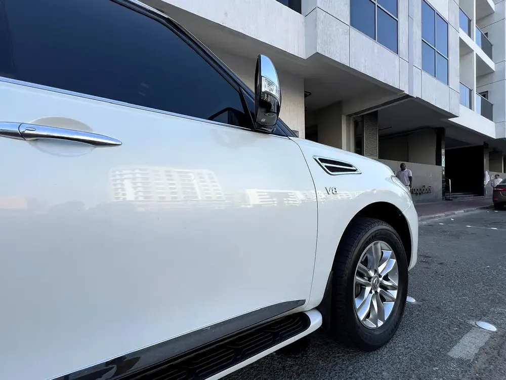 URGENT SALE | Nissan Patrol 2013 V8 LE Platinum 400 HP | GCC - Image 17