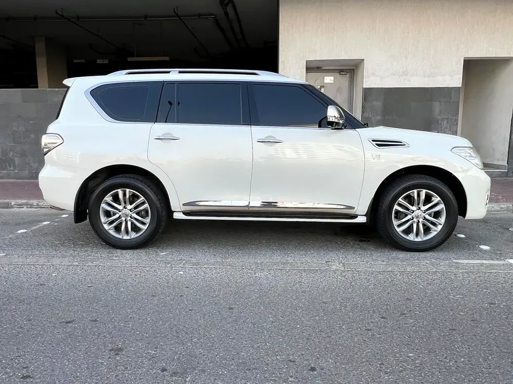 URGENT SALE | Nissan Patrol 2013 V8 LE Platinum 400 HP | GCC - Image 4