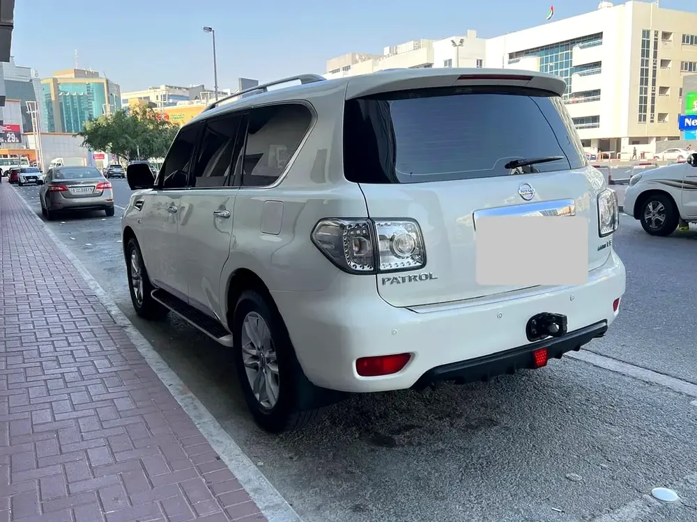 URGENT SALE | Nissan Patrol 2013 V8 LE Platinum 400 HP | GCC - Image 5
