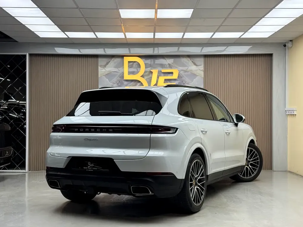 2024 Porsche Cayenne - American Specs - Brand New - Image 5