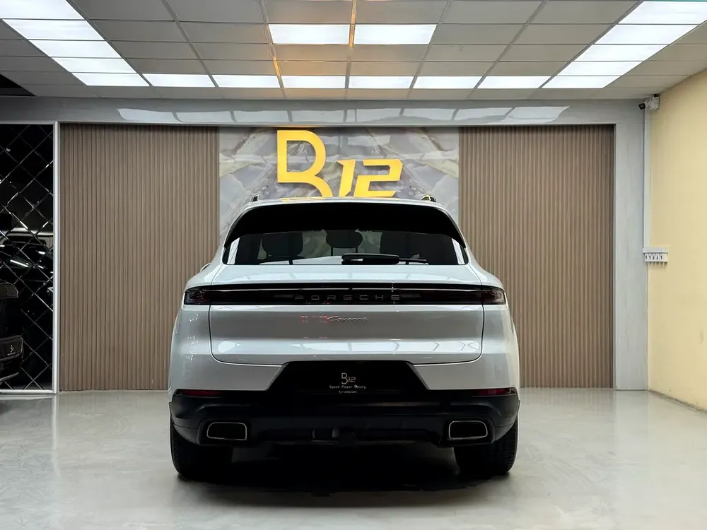 2024 Porsche Cayenne - American Specs - Brand New - Image 7