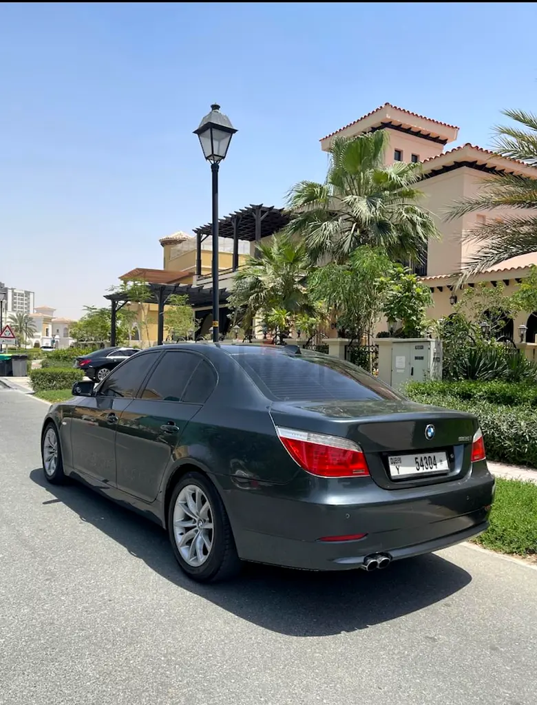 BMW 5-Series 525i 2008 GCC Specs - Image 4