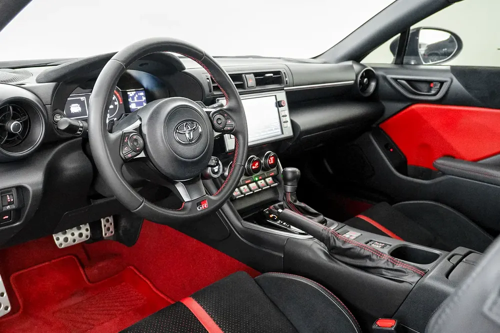 2,657 AED / 60 months | 0% DP | 2024 Toyota GR86 / Toyota Warranty & Service Pack - Image 7
