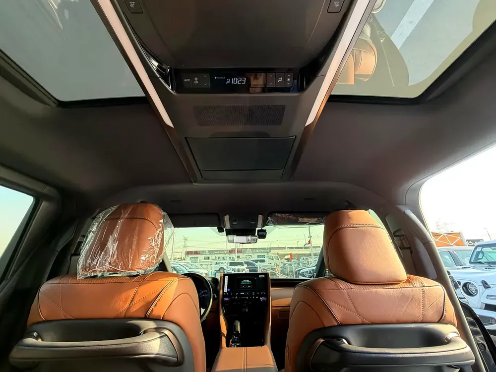 Toyota Alphard 2.5L HEV 2025 EXECUTIVE LOUNGE - Export Price @ 362,000 AED - Image 14