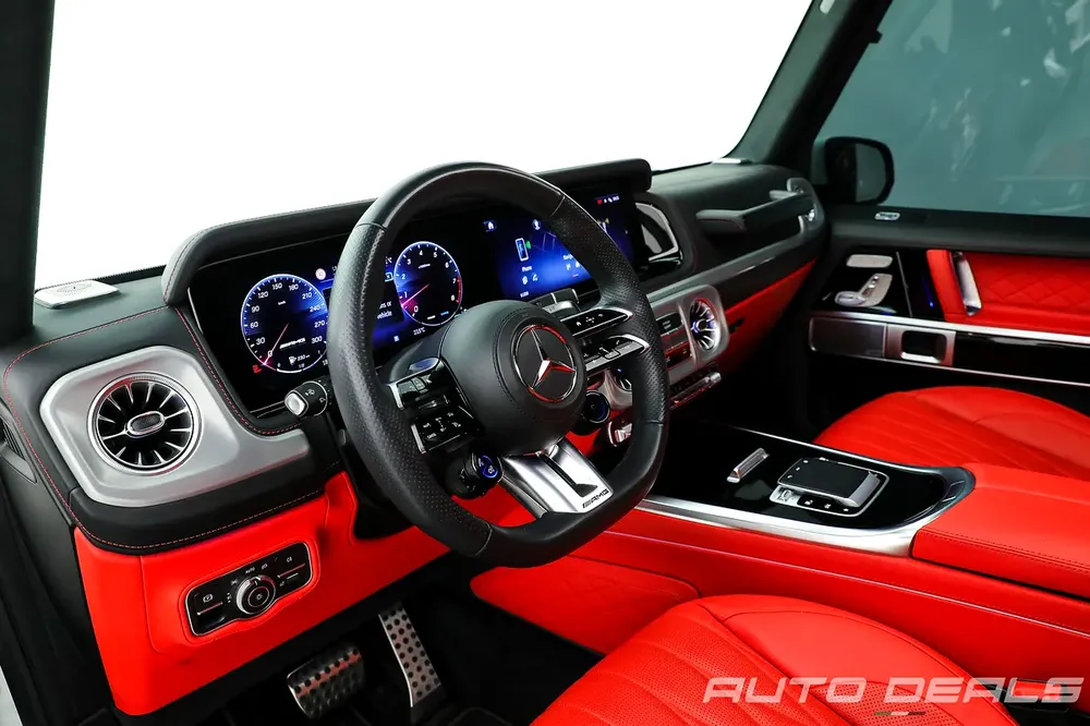 2025 Mercedes Benz G 63 AMG Manufaktur | GCC Specs | Under Warranty | Service Contract | Low Mileage - Image 14