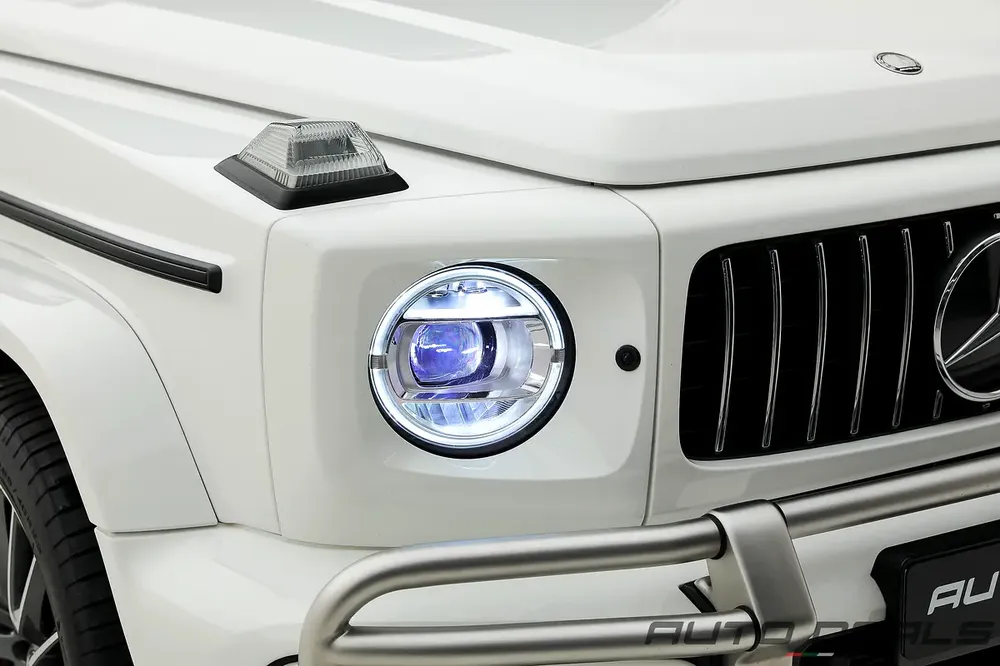 2025 Mercedes Benz G 63 AMG Manufaktur | GCC Specs | Under Warranty | Service Contract | Low Mileage - Image 8