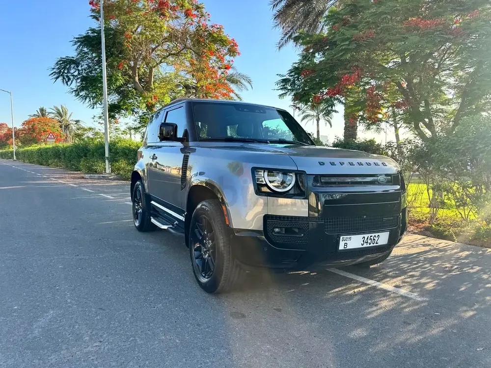 2022 Land Rover Defender 110 SE P400 | American Specs | Pristine Condition - Image 11