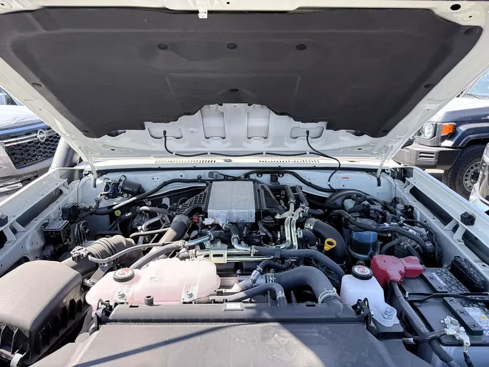 L/C H.TOP 2.8L DSL A/T FULL OPTION 5DOOR 2025 GCC WITH RADAR - Image 17