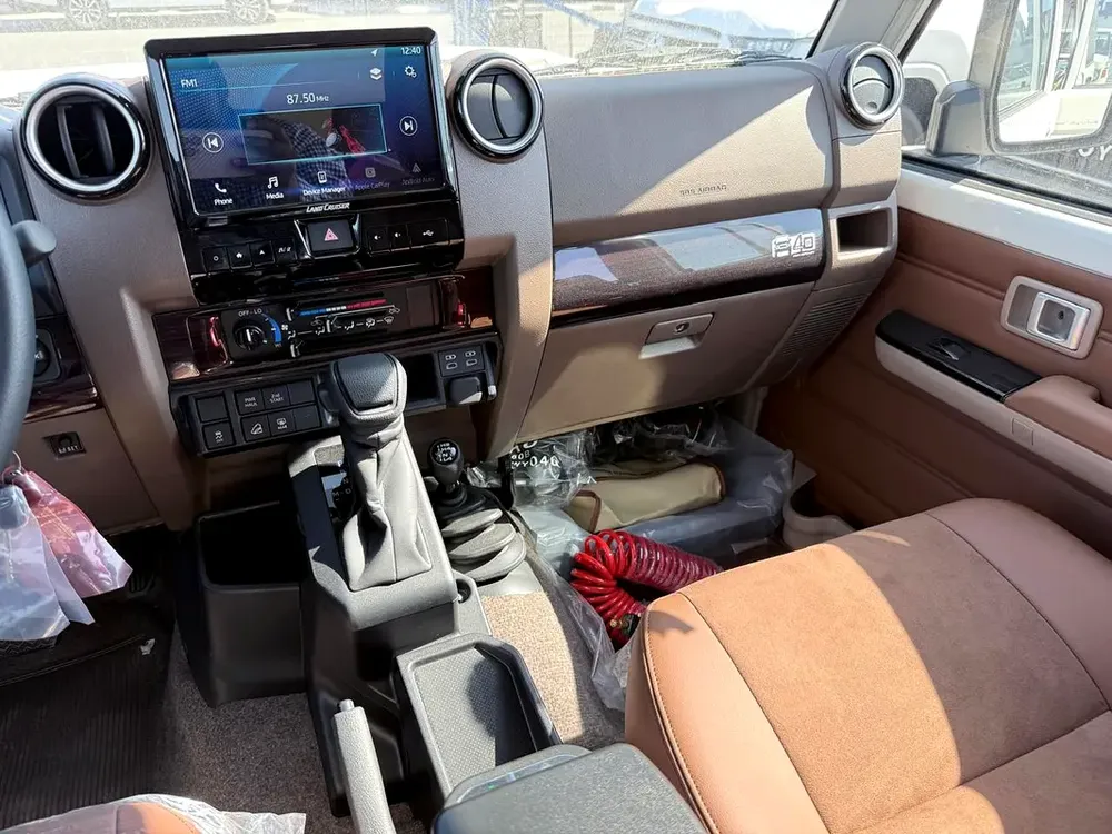 L/C H.TOP 2.8L DSL A/T FULL OPTION 5DOOR 2025 GCC WITH RADAR - Image 7