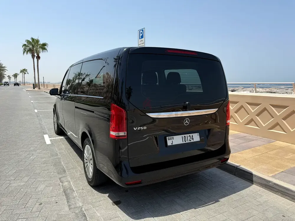 2024 Mercedes-Benz V250 | GCC Specs | 8-Seaters - Image 6
