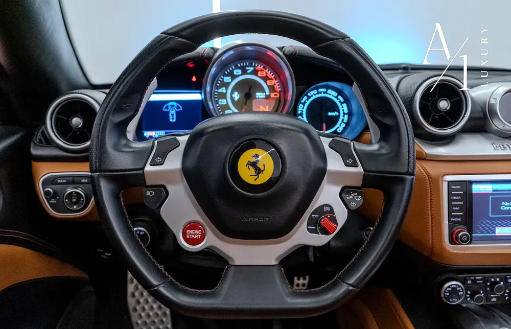 2016 Ferrari California T, With Full Service History, Excellent Condition, GCC Spec - Image 10