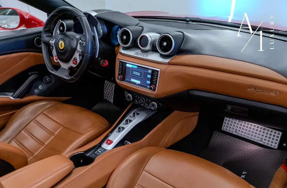 2016 Ferrari California T, With Full Service History, Excellent Condition, GCC Spec - Image 8