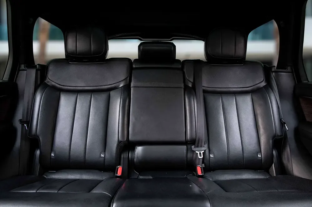 8,813 P.M |  Range Rover HSE | 0% Downpayment | Perfect Condition! - Image 12
