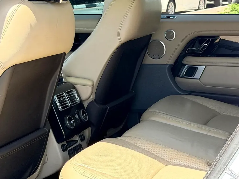 2018 RANGE ROVER HSE 3.0 SUPERCHARGED – 64,000 KM – AED 118,000 - Image 10