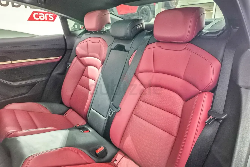AED 5014/month | 2023 Porsche Taycan 4S | GCC Specs | Ref#445086 - Image 12