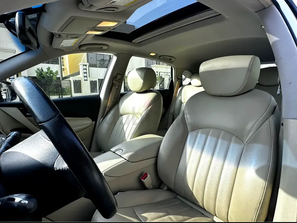 Infiniti QX50 Luxury 2018 | GCC Specs | Pristine Condition - Image 9