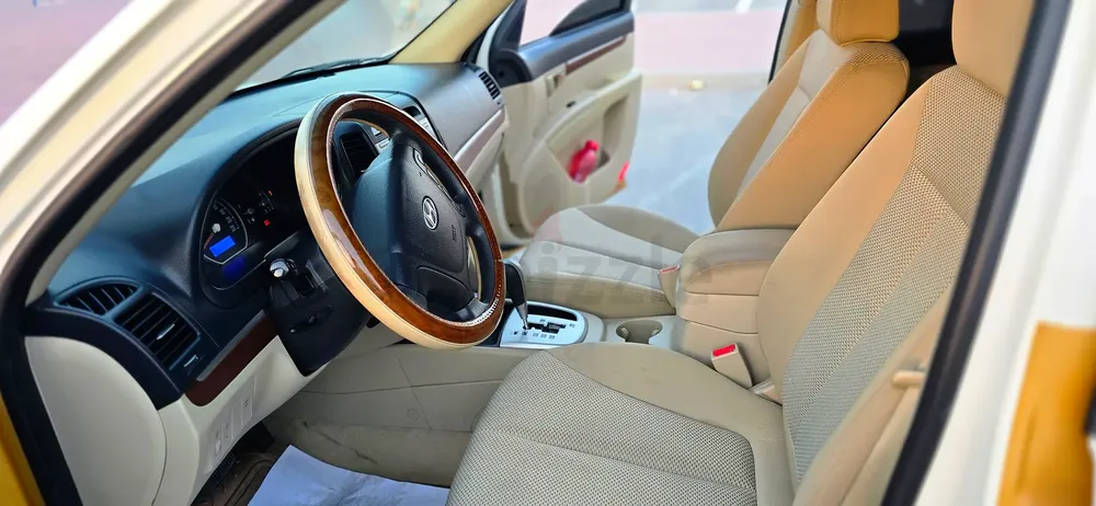 Hyundai Santa Fe 2009 GCC Specs - Image 6
