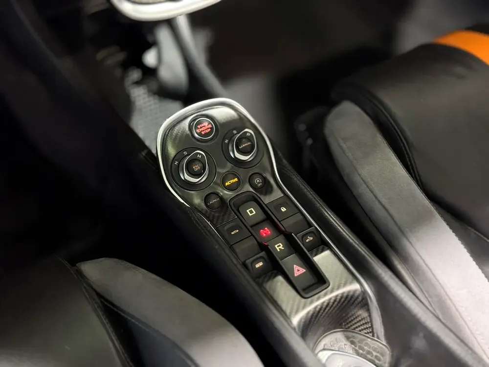 McLaren 570S Spider | 2018 | GCC Specs | Full Option | Low Mileage. - Image 12