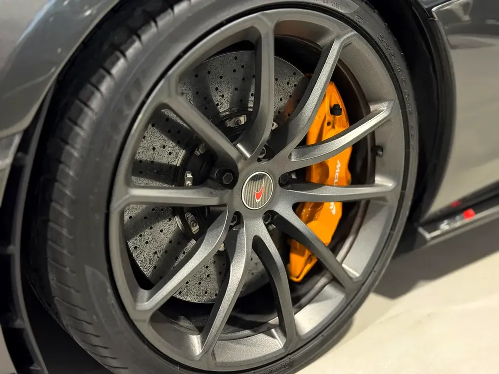 McLaren 570S Spider | 2018 | GCC Specs | Full Option | Low Mileage. - Image 14