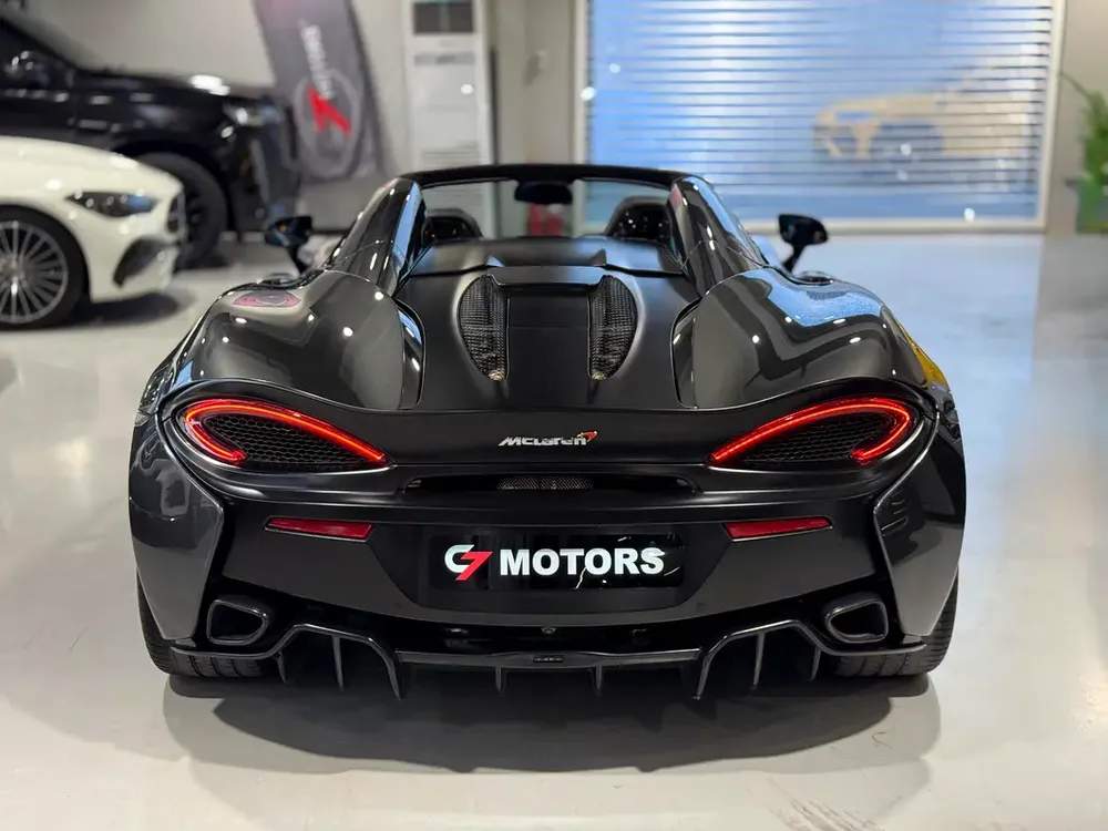 McLaren 570S Spider | 2018 | GCC Specs | Full Option | Low Mileage. - Image 4