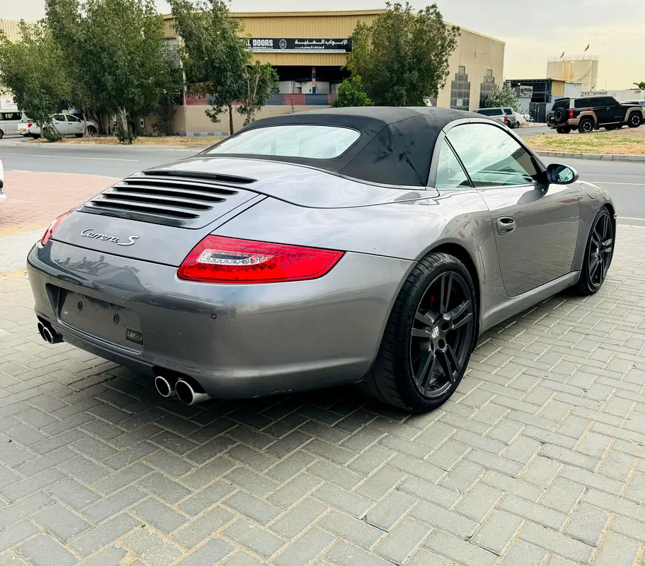 GCC Specs Porsche 911 Carrera S 2006 - Excellent Condition - Image 11