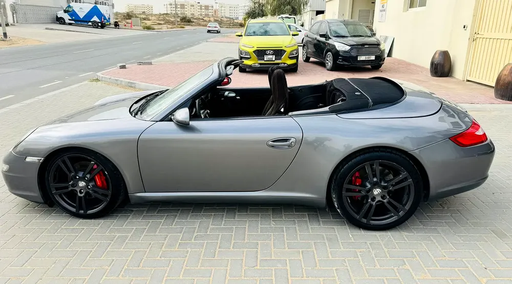 GCC Specs Porsche 911 Carrera S 2006 - Excellent Condition - Image 7