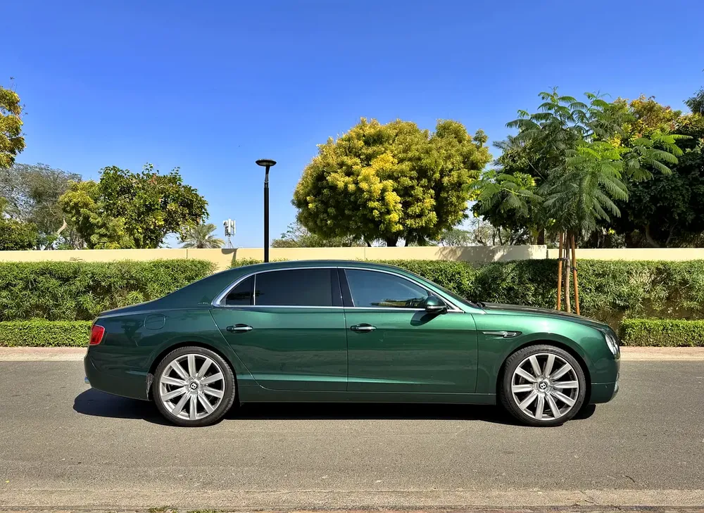 GCC UNDER BENTLEY WARRANTY FSH - Image 5