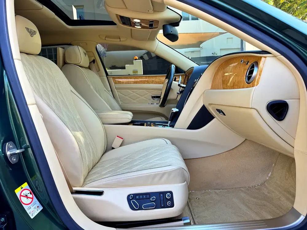 GCC UNDER BENTLEY WARRANTY FSH - Image 9